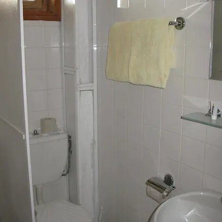 Margarita Hotel Warna